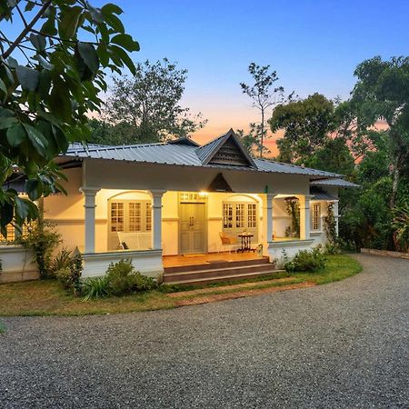 Stayvista At Catherine Cottage With Heater & Board Game Муннар Экстерьер фото